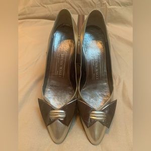 Women’s Kid Leather Gold Pumps 7.5 AAAA
